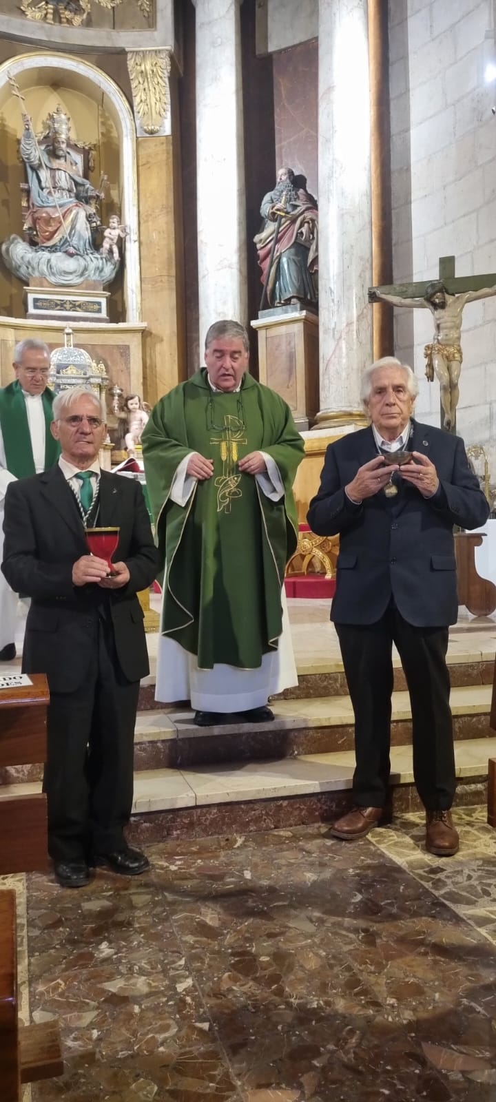 Ofrendas: "Pan y Vino".